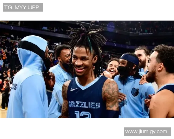 卡姆雷迪什的篮球之路:从新秀到明星的蜕变与挑战 卡姆雷迪什的篮球之路:从新秀到明星的蜕变与挑战